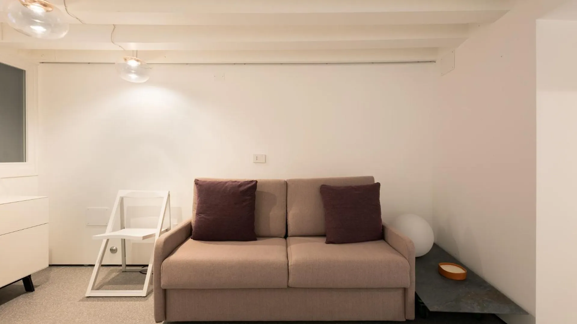 Peggy'S Retreat Luxbotiquehome ~ Wifi + Patio Venedig 0*,
